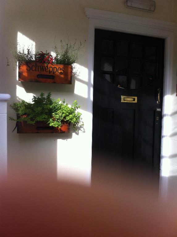 The Cricketers Inn Winchester Eksteriør bilde